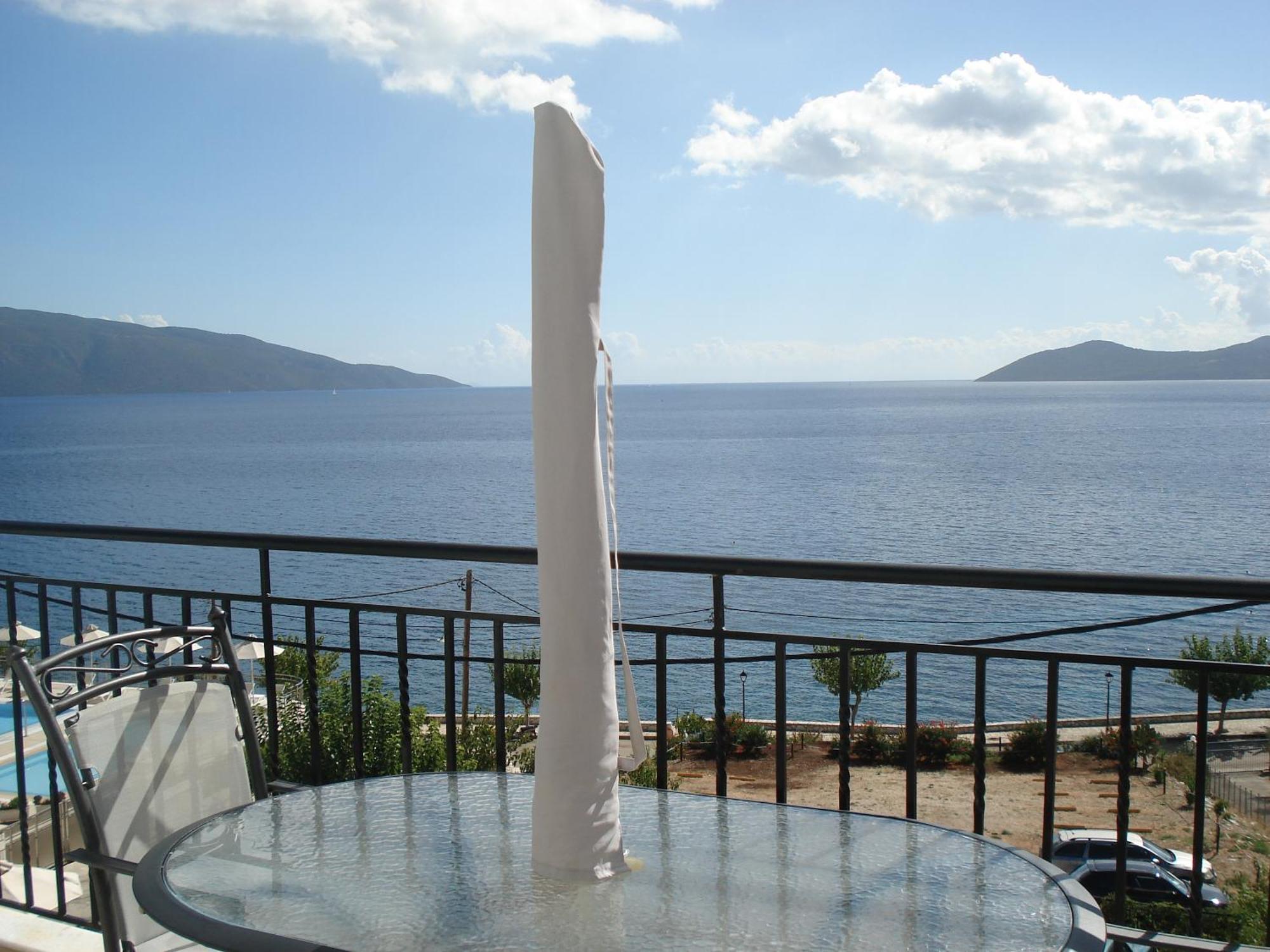 Mema'S Apartment Agia Efimia Dış mekan fotoğraf