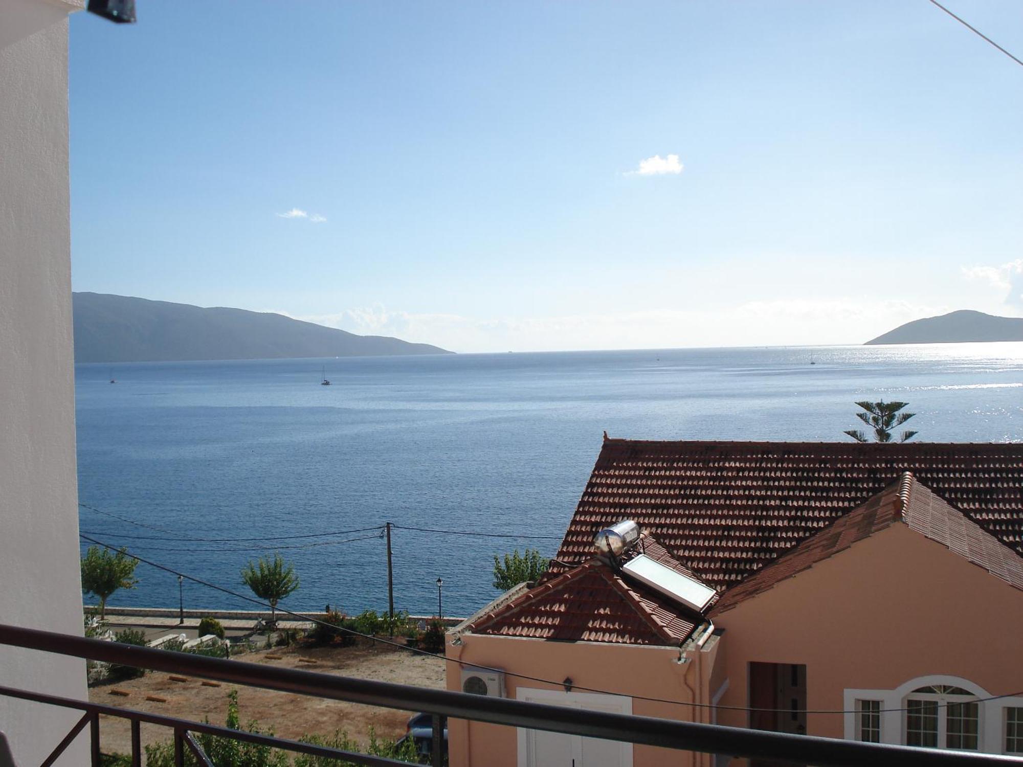 Mema'S Apartment Agia Efimia Oda fotoğraf
